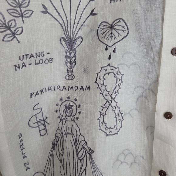 VINTA Biggie Barong Pamamang Paniniwala size S NWT - Picture 7 of 12